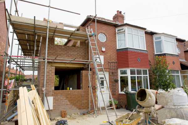 How Do Construction Methods Affect Party Wall Requirements? A Homeowner’s Guide 4 Frequently Asked Questions Redhill