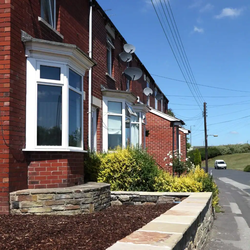 Can a Neighbour Remove Survey Stakes? 3 Min Critical Guide to Avoid Legal Issues 2 Faulkner Party Wall Surveyors Redhill : Can My Neighbour Remove Survey Skates
