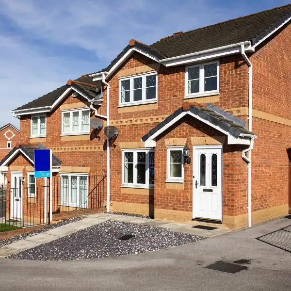 Scenarios 4 Image of UK home - Faulkners scenarios Redhill
